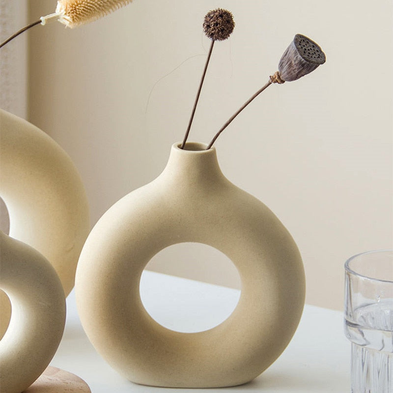 Nordic Circular Hollow Vase